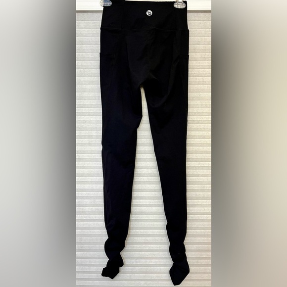 Baleaf Womens Size XS Black Bodycon Leggings Gathered Scrunched Lower Leg Style - Picture 1 of 10